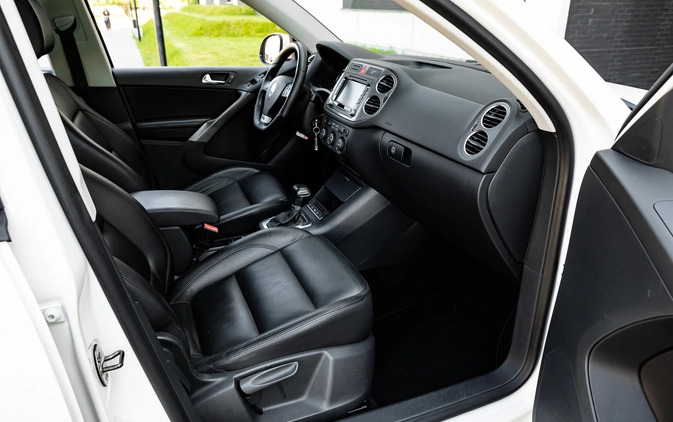 Volkswagen Tiguan cena 39900 przebieg: 230000, rok produkcji 2009 z Stargard małe 667